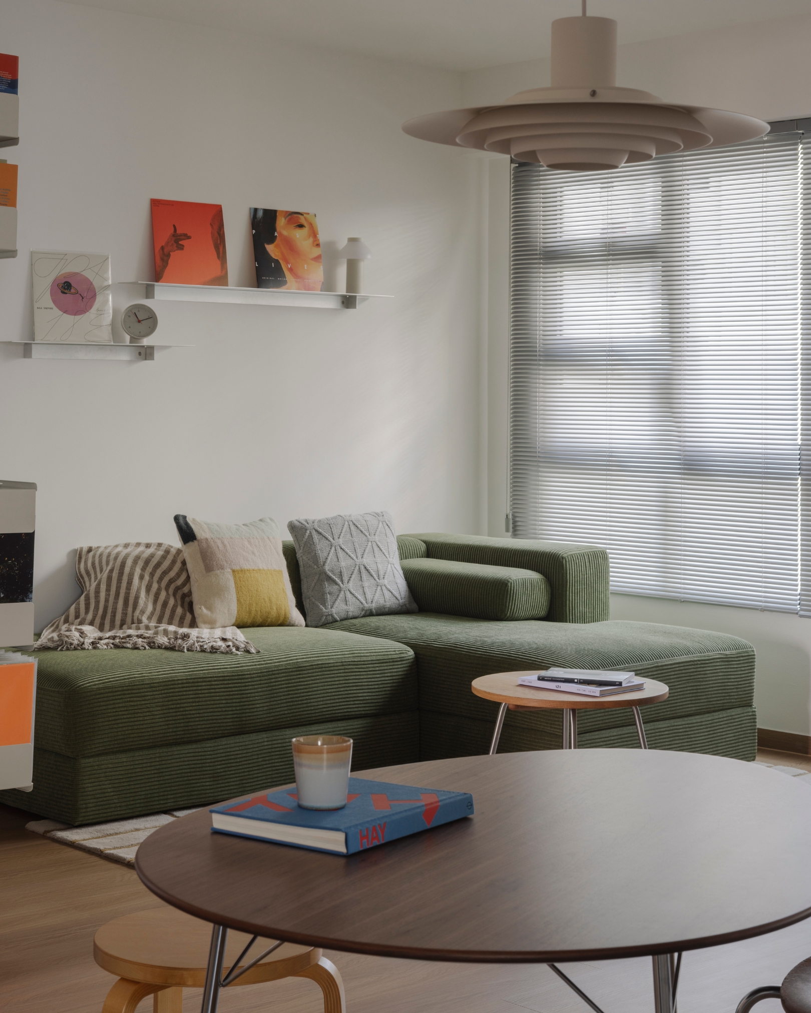 Winkhaus Portrait - living room couch
